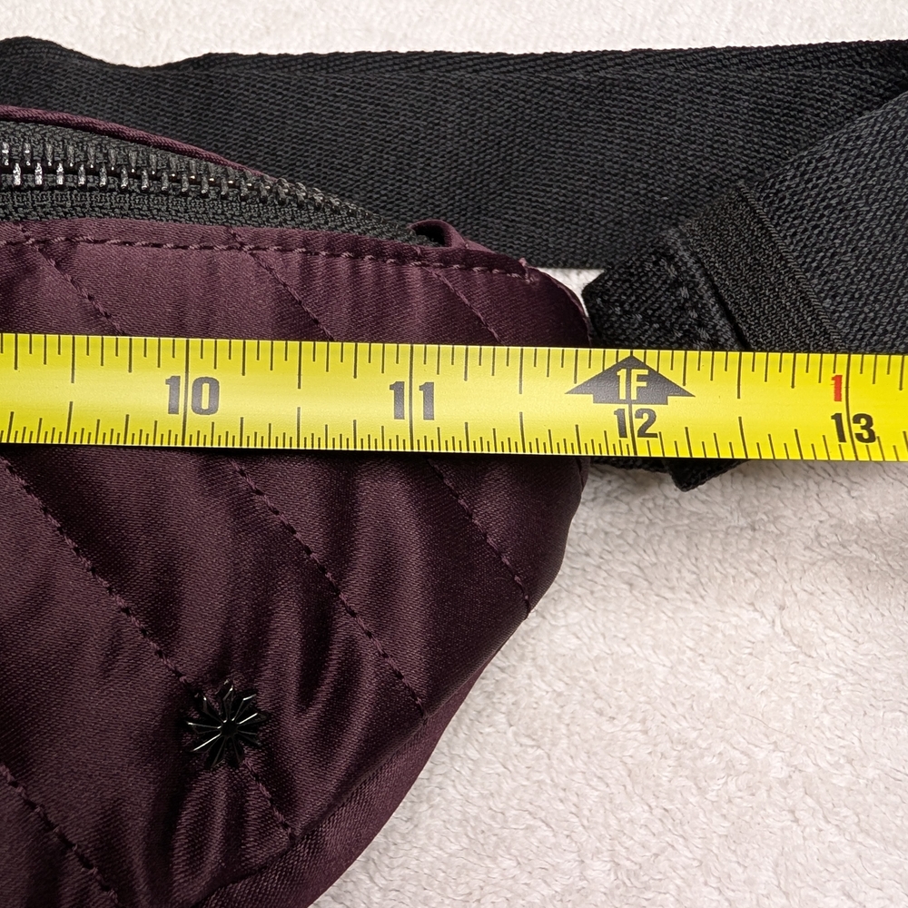 Athelta Kinetic Shine Waistbag - Barely Used, Excellent Condition - Picture 8 of 9